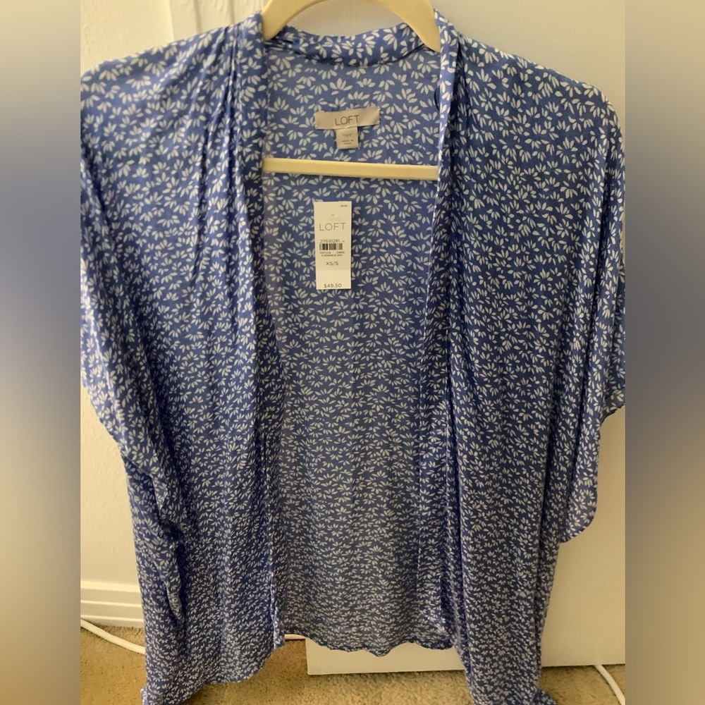 NWT LOFT Blue/White Flower Kimono Cardigan